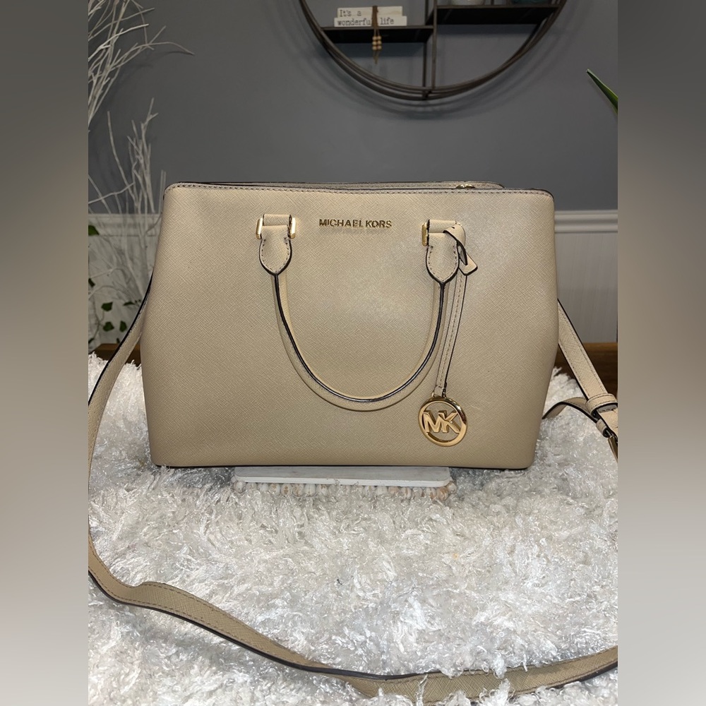Michael Kors crossbody/shoulder bag